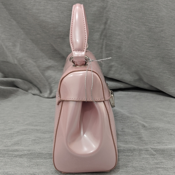 NWT Beijo "The Girlfriend" handbag in Petal Pink - Picture 3 of 8